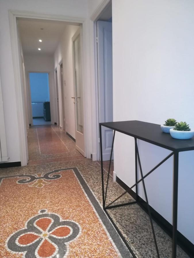 La Casa Di Via Defferrari Apartment นอลี ภายนอก รูปภาพ